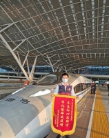 防城港市最后一名支援湖北勇士返程