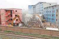 广渠路沿线27栋出租公寓拆除 将建文化广场