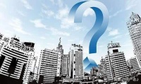 买房需不需要配一个车位?