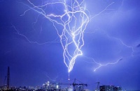 上海深圳同日“地震”,楼市三大信号,炒房客遭遇“最后通牒”