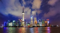 上海首付一百万,是买附近的老破小还是郊区的大新好?