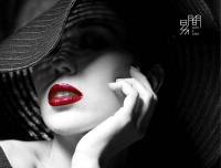 易间家具 打造意式极简家居美学空间