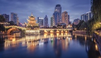 贵州:消费需求有序释放 “夜经济”正成为“热经济”