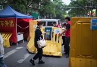 武汉"解封"满月:疫情防控不减压,复工复产加速