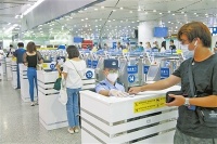 7小时新增20条人工通道 全力助内地输澳劳务人员返工