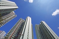 本月起,楼市连发2条新政,老房子、高层住宅双双被“打入冷宫”