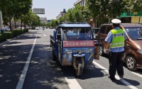 沧州新华区开展交通秩序集中整治行动 集中治理电动三轮车