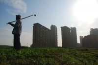 宅地70年产权续期是否收费?房地产管理法修改或有答案