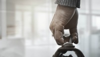 风波不断的四川信托股权再生变,中铁八局拟清仓