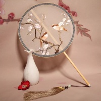 【东湖花畔】 | 指尖拾趣 至扇至美 手绣宫扇DIY