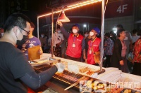 烟台福山:“电小二”服务夜市经济 照亮烟火民生
