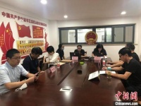老人生前百万拆迁款何去何从?扶养30年邻居继承一半