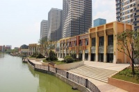 【官】	万达公馆	学区是哪个学区,落户政策是什么