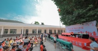 朗基地产绵阳事业部:捐书筑梦,共沐书香&mdash;为孩子插上知识的翅膀