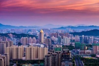 让房住不炒落地生根