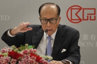 李嘉诚再抛房产，开发商为了金九银十拼了，恒大拉开打折促销序幕
