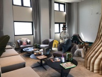 面板涨价背后：供需失衡，但价格战难停