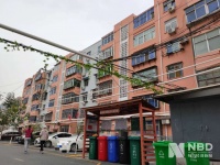 老旧小区改造人黄金周赶场：一个假期能挣1000多块，挺好