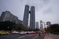 半个月内连续出手调控楼市 成都为购房者“兜底”