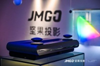 重塑家庭C位空间，坚果U2 Pro三色激光电视正式发布