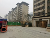 交房才3月，高端小区烟道突然炸裂坍塌！业主吓坏，开发商回应…