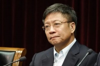 孙宏斌:我是支持调控的,不调控的话房价和地价都要上天了