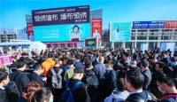民族品牌的魅力!中国十大墙布品牌领绣墙布携新品震撼登场北京展