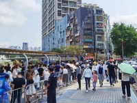 “快消”城市之辨：在打卡中消亡的网红建筑