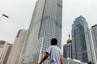 没想到连买房资格也卡在35岁?央媒发声:是抑炒房还是甩包袱