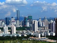 中介暂时蛰伏，深圳小产权房背后浮现复杂利益链条