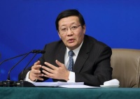 楼继伟：二元土地结构下地方城投公司会长期存在，化解债务风险必须尊重契约精神