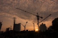 刚刚，住建部发声，严控大拆大建，释放6大信号，3类房子或升值