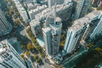广州楼市打出二手房参考价王炸：热门小区打5折，中海花城湾均价降8.2万元