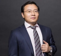 “任泽平拿着1500万年薪，‘忽悠’了许家印！”经济学家刘胜军“手撕”东吴证券首席