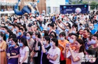 龙岗万达开业五天客流破百万 人气爆棚成打卡新地标