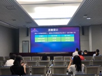 现场直击丨深圳“史诗级”土拍来了！房企拿地谨慎，前海地块每平大降7000元受追捧