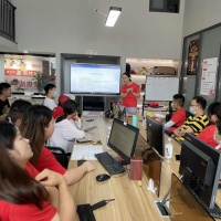 第一批90后当高管，巴乐兔程璐只用了5年