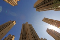 房地产股债回暖背后：合理流动性得到回应，行业回归居住属性