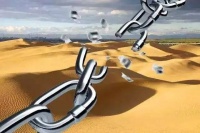 金科股份：全年目标无望 担保风险高企