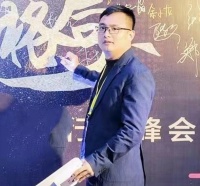 地产从业14年，这位营销总监转行卖米线