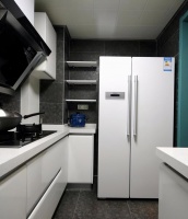 冰箱放厨房还是客厅？家电师傅提醒：选错位置，3年就得换一台