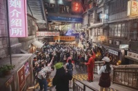 从烧烤摊到百亿估值，文和友为什么跑不快了？