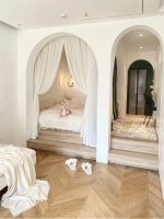 小户型客厅，只配用浅色吗？