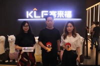 潮这儿看|新浪主编团走进中国建博会(广州)潮探客来福