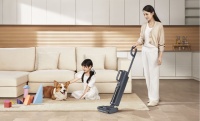 铲屎官福音，YOGA Life V7无线吸拖一体机，爱宠毛发清理一机搞定