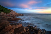 在比肩三亚的过冬胜地北海，许多楼盘价格已腰斩 | 楼市地理