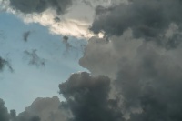 第一个暴雷后被退市的房企出现了