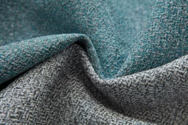 如何提升家里的格调?一款量身定制的高端窗帘必不可少!