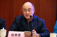 专家谈救市理由，不喜欢也要救活房地产，房价暴跌很多人将成负翁