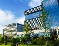 房地产低迷、原材料涨价，浮法玻璃龙头信义玻璃上半年净利或缩水四成